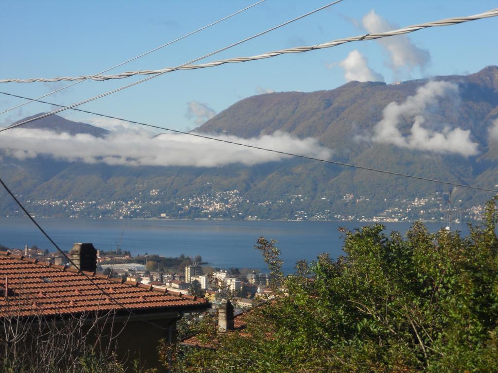 Casa Delle Ortensie Apartment Luino Cameră foto